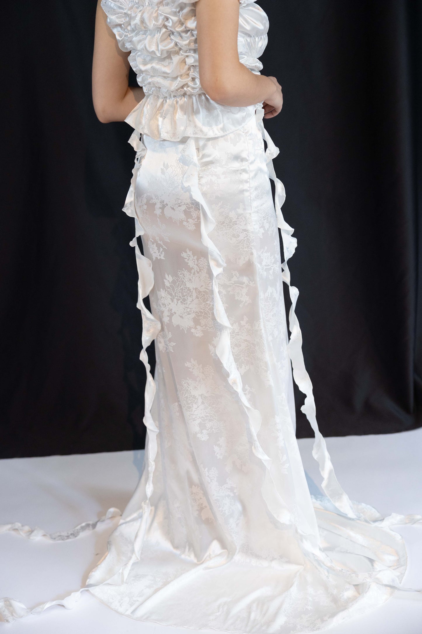 DIVINITY SKIRT