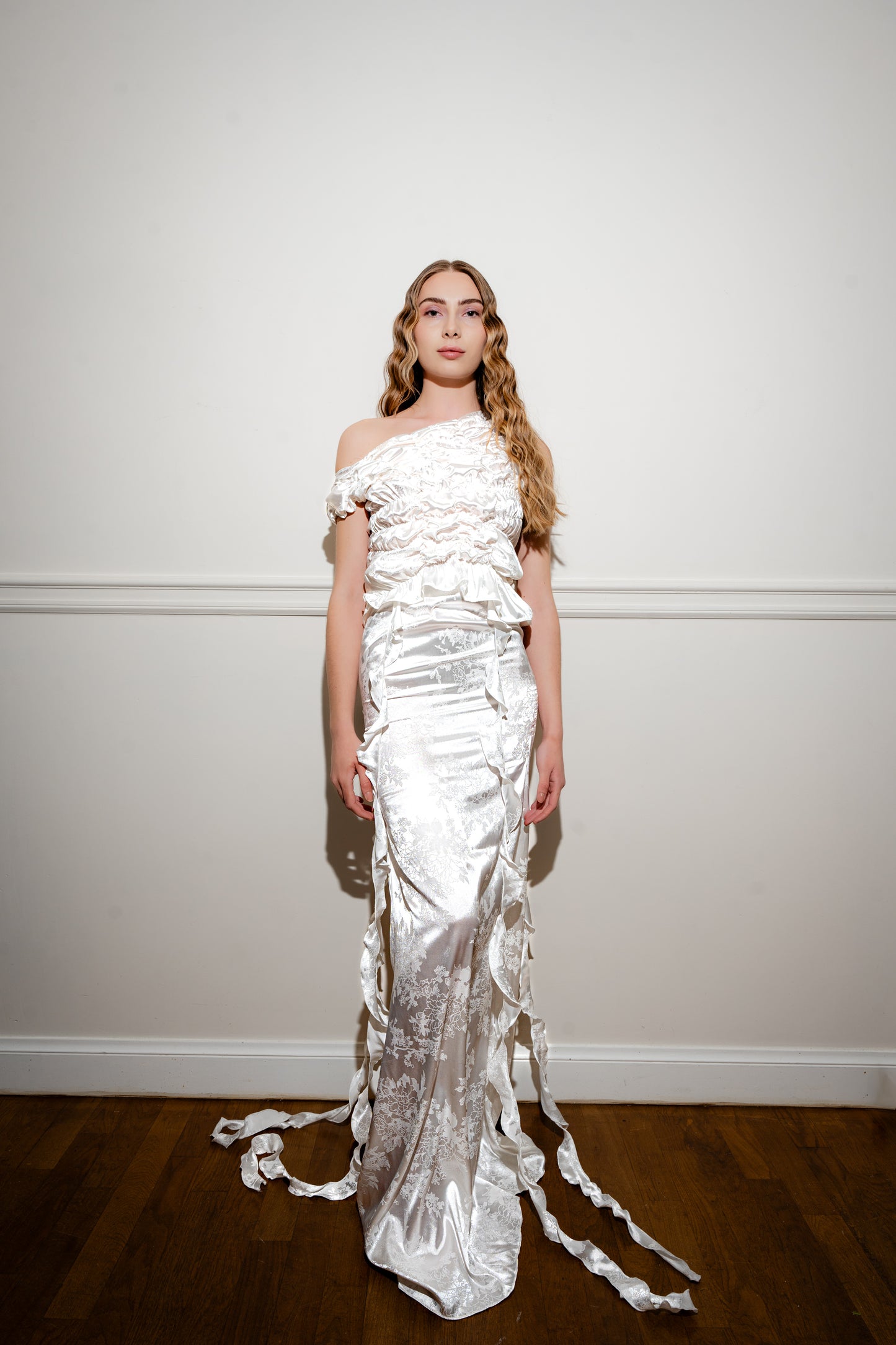 DIVINITY SKIRT